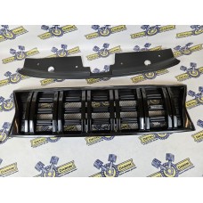 Решетка радиатора Renault Duster "Dakar" (чёрная)