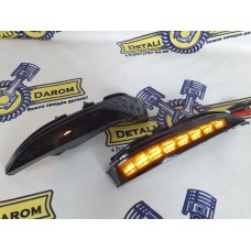 Повторители поворотников в зеркала бегущие, стиль Лексус (тонированные) для автомобилей Lada Vesta