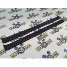 Накладки на пороги Лада Нива