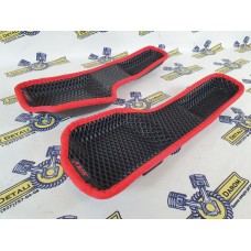 Боковые EVO коврики Приора, 2110-12 красный кант