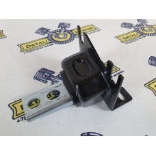 Подушка левой опоры двигателя Лада Веста