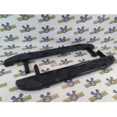 Пороги (БУМЕР) алюминиевые с резинкой для ВАЗ 2121-21214, URBAN  цвет черный глянец