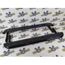 Пороги Нива металл с пластиковым листом