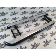 Пороги с алюминиевым листом D63 для ВАЗ 2121-21214, URBAN (2шт) (черный глянец)