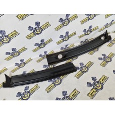 Жабо Ларус две части