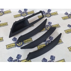 Накладки ручек дверей Лада Веста строчка цвета графит