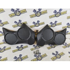 Подиумы на двери Нива 21214 16 16 рупор