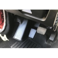 Накладка передняя ЯрПласт (площадка под левую ногу) на ковролин Иксрей