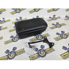 Подлокотник АЛАМАР с боксом для Лада Веста