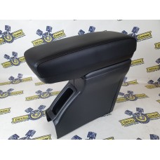 Подлокотник с баром LADA Largus первого поколения