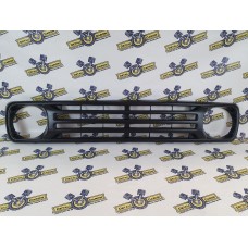 Решетка радиатора Нива