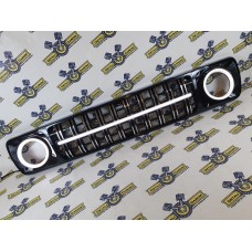 Светодиодная Решетка радиатора НИВА "URBAN" черный глянец + хром