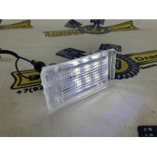 Светодиодный плафон освещения бардачка и багажника Лада Веста Светодиодный плафон освещения бардачка и багажника Лада Веста