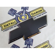 Шильдик Chevrolet Niva Эмблема Шевроле Нива на решетку радиатора нового образца (матовый)