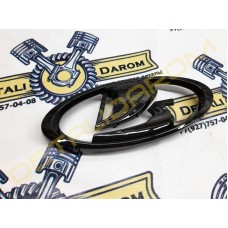 Шильдик Ладья нового образца, черный лак на Веста, Иксрей, Нива 4х4 Урбан, Гранта FL, Ларгус FL